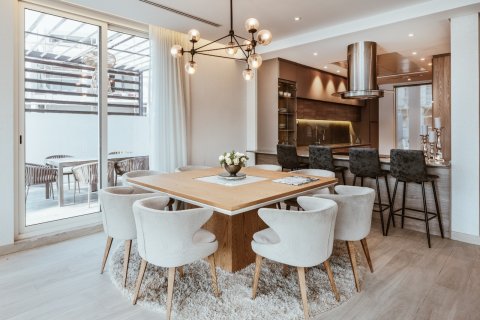 Вилла с 4 спальнями в EMAAR South, ОАЭ №279 14