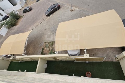 Villa Jumelée de 5 chambres à Al Ansab, Oman No. 53282 9