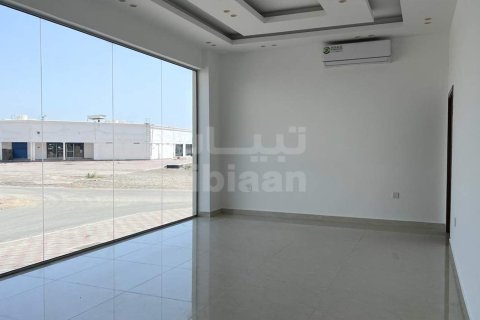 Bâtiment de 1674.8m² à As Sib, Oman No. 53283 5