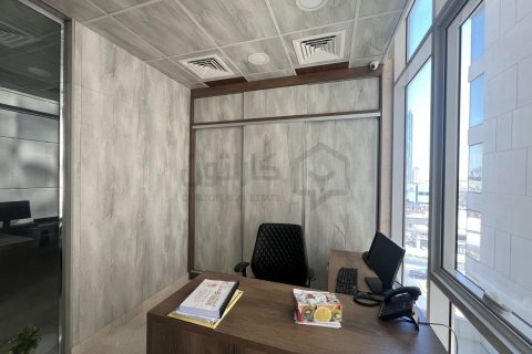 Офис с 4 спальнями в Манама, Бахрейн №105490