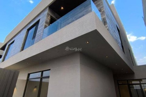 Villa de 5 dormitorios en Riyadh, Saudi Arabia No. 60019 27