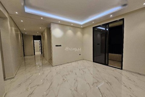 Villa de 8 dormitorios en Riyadh, Saudi Arabia No. 59971 28