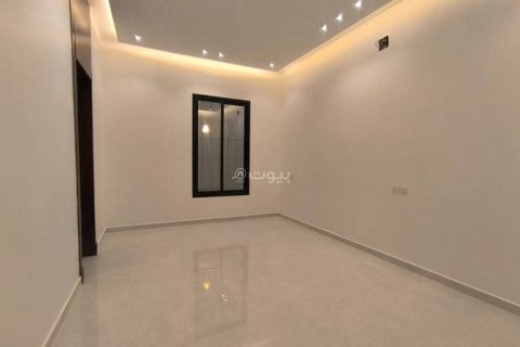Villa de 5 chambres à Riyadh, Saudi Arabia No. 60021 9