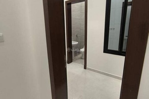 Villa de 5 chambres à Riyadh, Saudi Arabia No. 60021 10