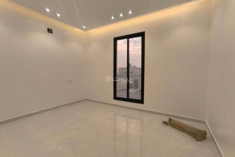 Villa de 5 chambres à Riyadh, Saudi Arabia No. 60021 14