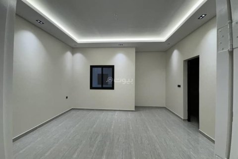 Вилла с 8 спальнями в Эль-Хубар, Саудовская Аравия №59972 27