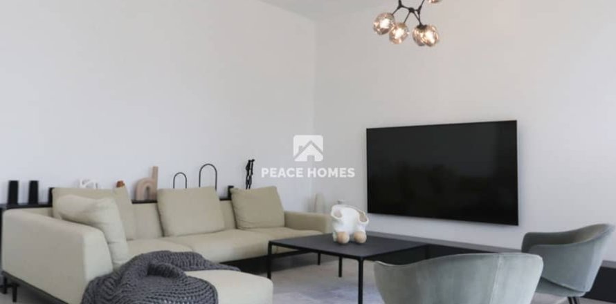 Townhouse de 4 chambres à Tilal City, UAE No. 10846