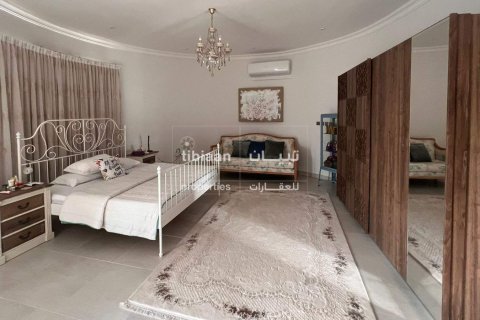 Villa de 8 dormitorios en As Sib, Oman No. 53357 10