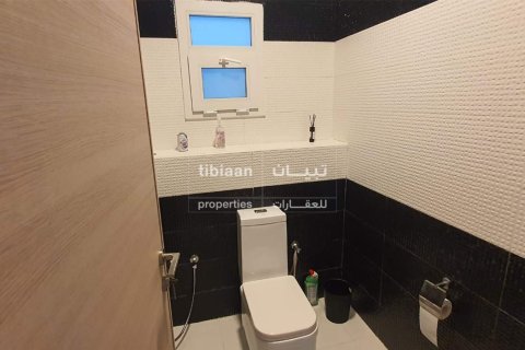 Villa de 6 dormitorios en As Sib, Oman No. 53362 7
