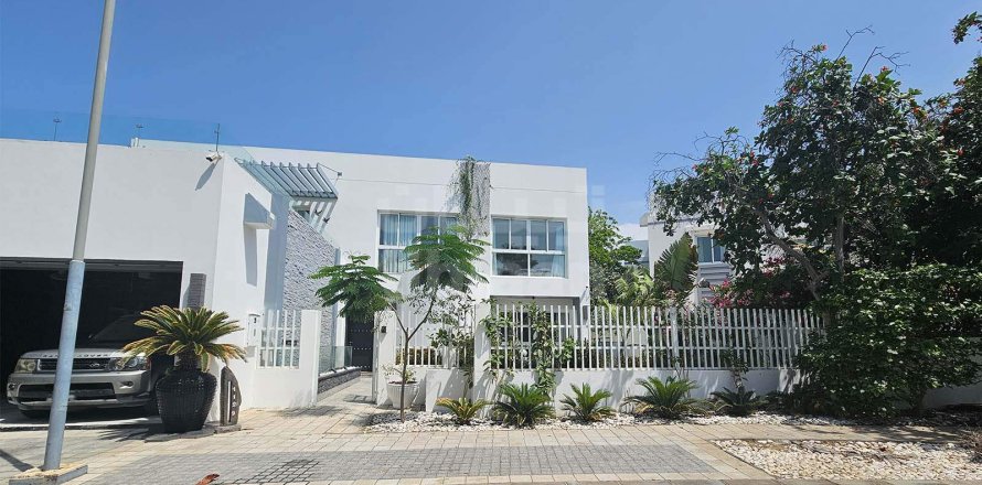 Villa de 5 chambres à Muscat, Oman No. 53612