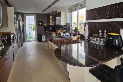 Villa de 5 chambres à Muscat, Oman No. 53612 10
