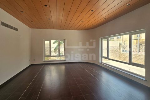 5 غرفة نوم  فيلا في مسقط , عُمان رقم 53611 5