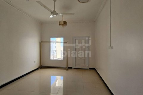 Villa de 5 dormitorios en As Sib, Oman No. 53610 8