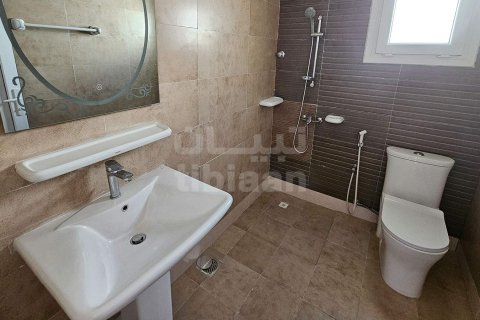 Villa de 5 dormitorios en As Sib, Oman No. 53610 9