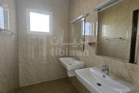 Вилла с 5 спальнями в Маскат, Оман №53608 9