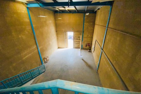 Warehouse de 495.6m² à Al Quoz, UAE No. 19150 3