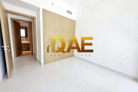 Apartment de 3 dormitorios en Creekside 18, UAE No. 19149 9