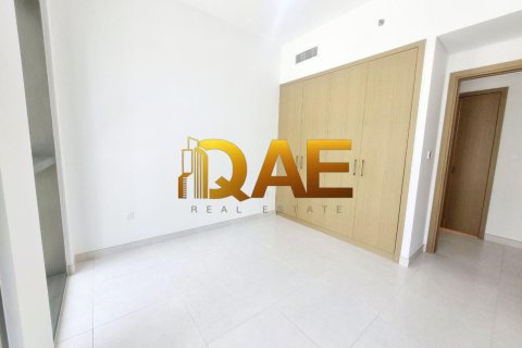 Apartment de 3 dormitorios en Creekside 18, UAE No. 19149 4