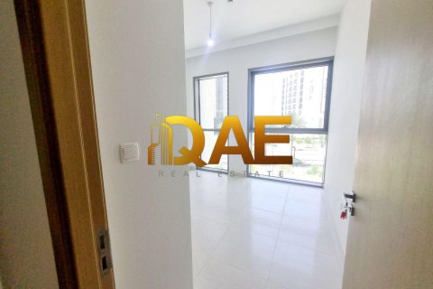 Apartment de 3 dormitorios en Creekside 18, UAE No. 19149 13