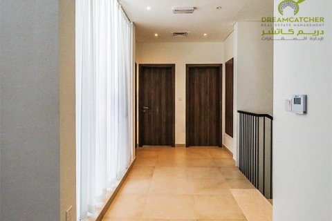 Villa de 3 dormitorios en Mina Al Arab, UAE No. 20156 17