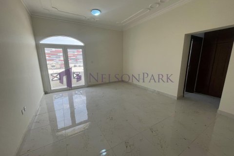 Villa de 4 chambres à Doha, Qatar No. 57444 10