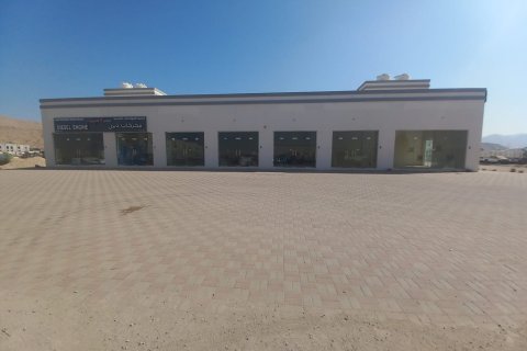 Commercial property de en Ad Dakhiliyah, Oman No. 54663