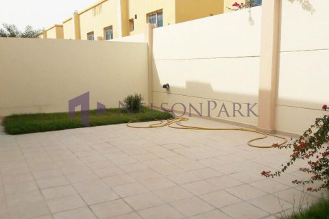 Villa de 4 chambres à Doha, Qatar No. 57481 17