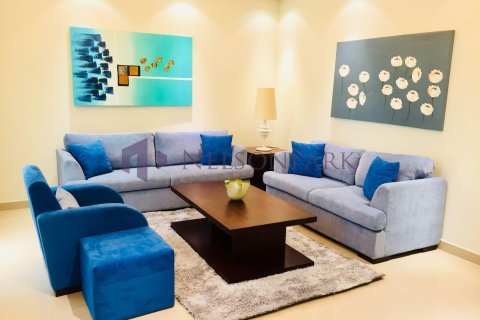 Villa de 4 chambres à Doha, Qatar No. 57481 7