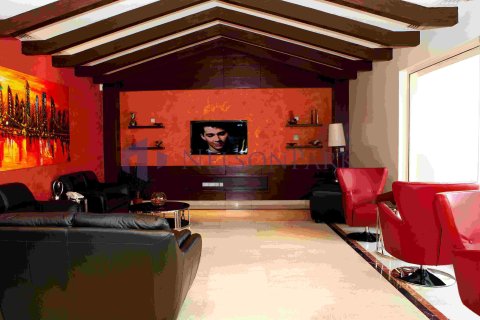 Villa de 4 chambres à Doha, Qatar No. 57481 25