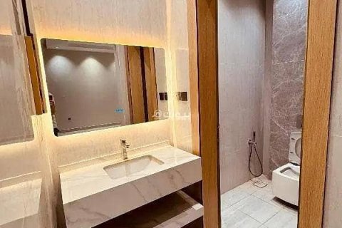 Villa de 5 dormitorios en Riyadh, Saudi Arabia No. 99662 21