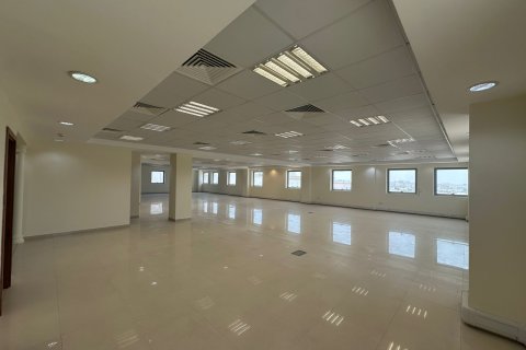 Office de en Bawshar, Oman No. 98800 4