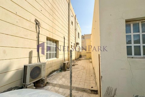 Villa de 8 chambres à Doha, Qatar No. 60801 7