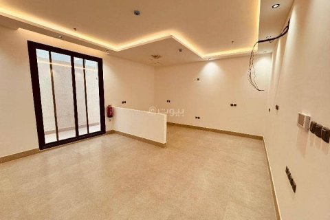 4 bedrooms Apartment in Riyadh, Saudi Arabia No. 60470
