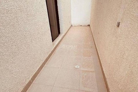 4 bedrooms Apartment in Riyadh, Saudi Arabia No. 60470 7