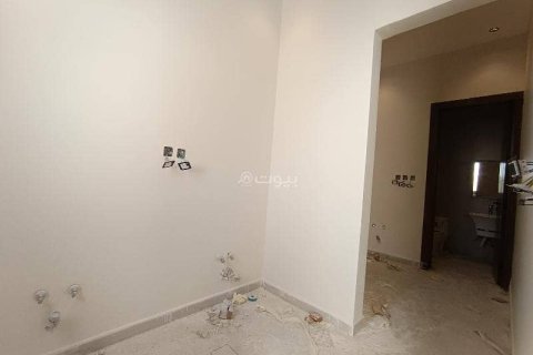 3 bedrooms Apartment in Riyadh, Saudi Arabia No. 60469 10