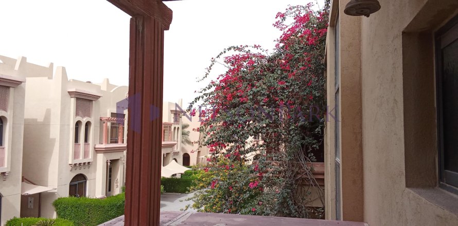 4 غرف نوم فيلا في الدوحة, Qatar رقم 57922