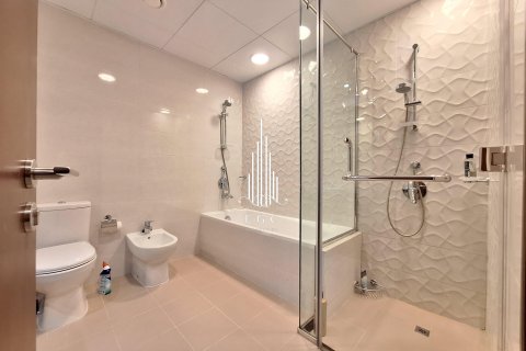 Appartement de 2 chambres à The Marina, UAE No. 37438 24