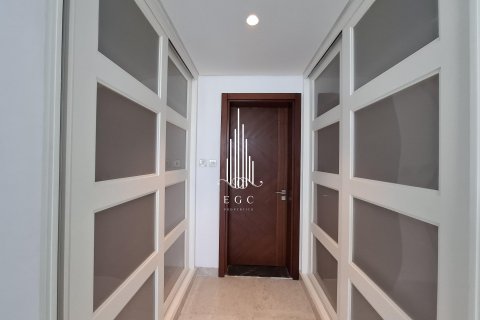 4 غرف نوم منزل ذو طابقين في Tourist Club Area, الإمارات العربية المتحدة رقم 37435 18