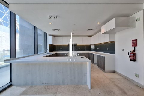 4 غرف نوم منزل ذو طابقين في Tourist Club Area, الإمارات العربية المتحدة رقم 37435 6