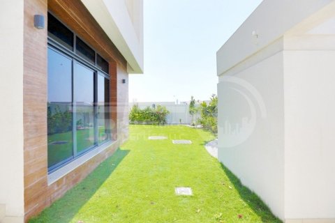 Villa de 5 dormitorios en  Yas Island, UAE No. 13370 22