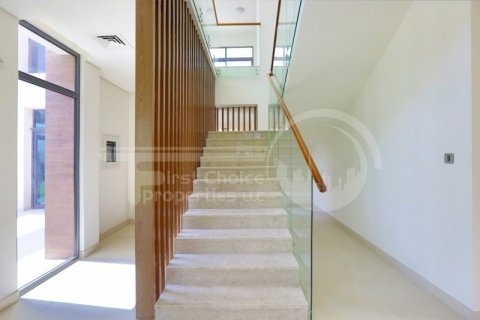 Villa de 5 dormitorios en  Yas Island, UAE No. 13370 11