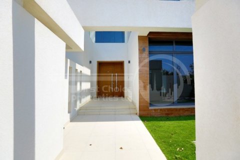 Villa de 5 dormitorios en  Yas Island, UAE No. 13370 18