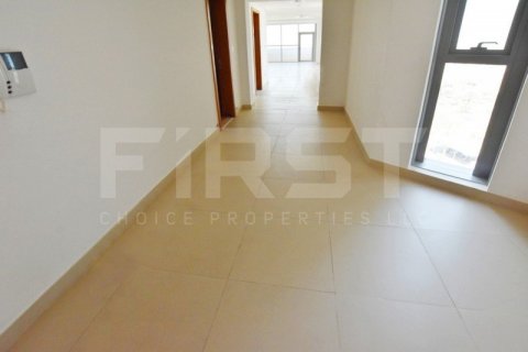 Квартира с 3 спальнями в Danet Abu Dhabi, ОАЭ №13372 8