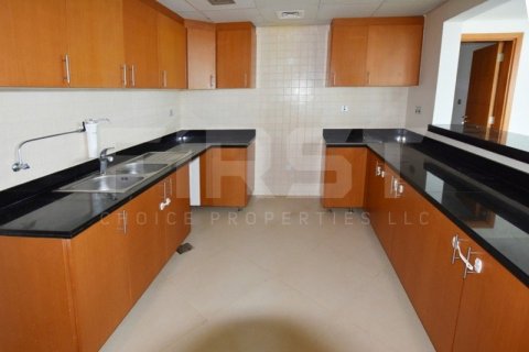 Квартира с 3 спальнями в Danet Abu Dhabi, ОАЭ №13372 9