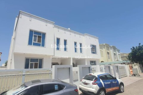 8 bedrooms Villa in As Sib, Oman No. 53349