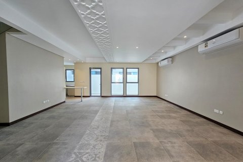 Вилла с 5 спальнями в Al Dair, Бахрейн №99420 3