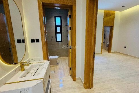 4 bedrooms Apartment in Riyadh, Saudi Arabia No. 61642 15