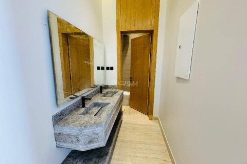4 bedrooms Apartment in Riyadh, Saudi Arabia No. 61642 14