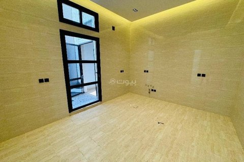 4 bedrooms Apartment in Riyadh, Saudi Arabia No. 61642 6