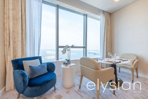 Studio Apartment in The Palm Tower, UAE No. 64780